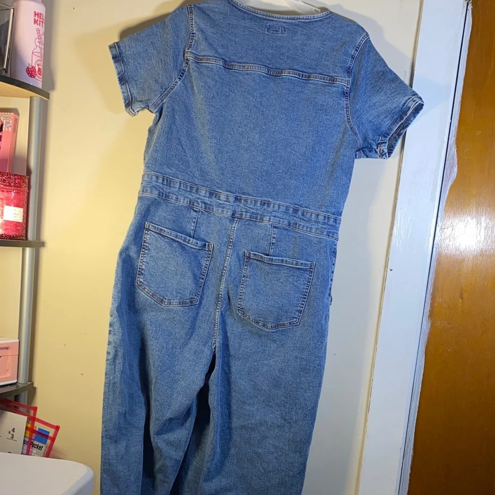 Ava & Viv - Women's Short Sleeve Button-Front Jumpsuit for the 17 see notes - Picture 4 of 6